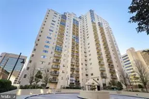 1211 S Eads St, Arlington, VA 22202 - Photo 1
