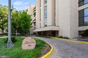 1101 S Arlington Ridge Rd, Arlington, VA 22202 - Photo 1