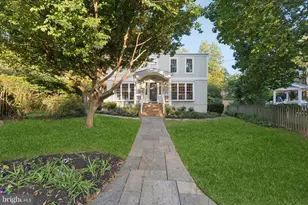 2347 N Quantico Street N, Arlington, VA 22205 - Photo 1