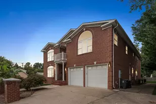 1615 S Oakland St, Arlington, VA 22204 - Photo 1