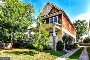 1921 N George Mason Dr, Arlington, VA 22207 - Photo 1