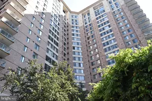 851 N Glebe Rd, Arlington, VA 22203 - Photo 1