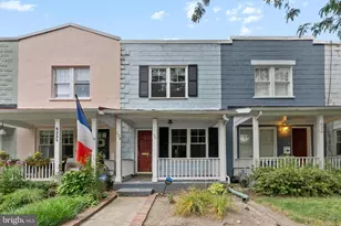624 N Alfred Street N, Alexandria, VA 22314 - Photo 1