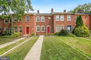 907 Franklin St, Alexandria, VA 22314 - Photo 1