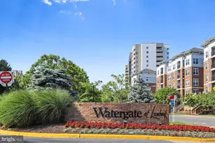 307 Yoakum Pkwy, Alexandria, VA 22304 - Photo 1