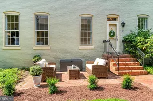 702 Prince St, Alexandria, VA 22314 - Photo 1