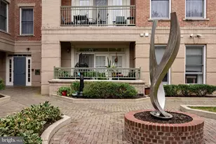 1115 Cameron St, Alexandria, VA 22314 - Photo 1
