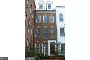 1828 Potomac Greens Dr, Alexandria, VA 22314 - Photo 1