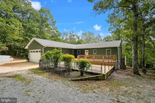 884 Old Ferry Ln, Bluemont, VA 20135 - Photo 1