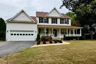 317 Jackson Dr, Berryville, VA 22611 - Photo 1