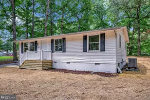 25294 Peaceful Valley Rd, Ruther Glen, VA 22546 - Photo 1