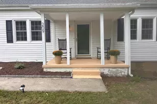 209 Maury Ave, Bowling Green, VA 22427 - Photo 1