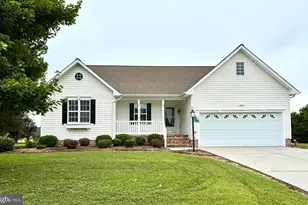 233 Mitchells Ln, Tappahannock, VA 22560 - Photo 1