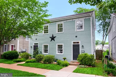 211 Prince Edward Street, Fredericksburg, VA 22401 - Photo 1