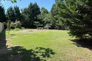 210 Bridgewater St, Fredericksburg, VA 22407 - Photo 1