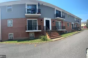 1423 Dandridge St, Fredericksburg, VA 22401 - Photo 1