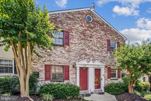 11135 Littlebrook Ln, Fairfax, VA 22030 - Photo 1