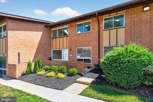 10113 Fair Woods Dr, Fairfax, VA 22030 - Photo 1