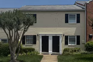 11104 Rock Garden Dr, Fairfax, VA 22030 - Photo 1