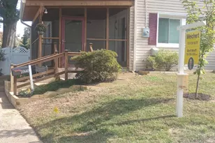 10640 Ashby Pl, Fairfax, VA 22030 - Photo 1