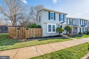 135 Split Oak St, Warrenton, VA 20186 - Photo 1