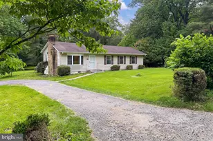 12089 McDonalds Ln, Hume, VA 22639 - Photo 1