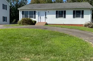 192 Elm St, Warrenton, VA 20186 - Photo 1