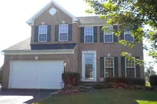 318 Singleton Cir, Warrenton, VA 20186 - Photo 1