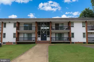 117 Green St, Warrenton, VA 20186 - Photo 1