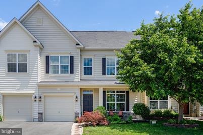 104 Prestwick Lane - Photo 1