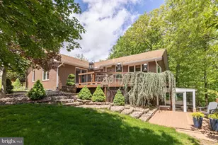 1134 Lakeview Dr, Cross Junction, VA 22625 - Photo 1