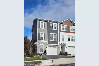 125 Wake Robin Ct, Lake Frederick, VA 22630 - Photo 1