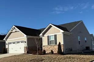 123 Buena Vista Dr, Stephens City, VA 22655 - Photo 1