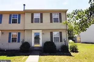 215 Georgetowne Ct, Stephens City, VA 22655 - Photo 1