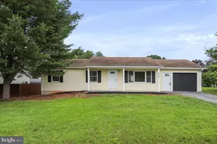 116 Somerset Dr, Stephens City, VA 22655 - Photo 1