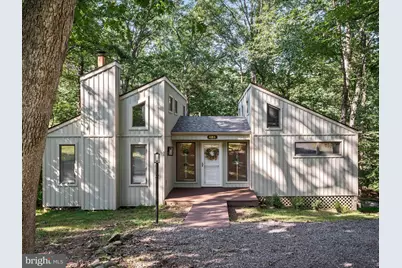 405 Northwood Circle, Cross Junction, VA 22625 - Photo 1