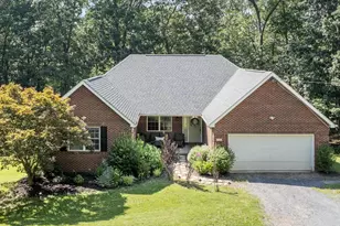 311 Akern Ln, Cross Junction, VA 22625 - Photo 1