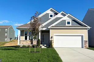 121 Woodford Dr, Stephens City, VA 22655 - Photo 1