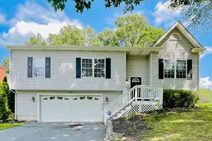 275 Greenwood Rd, Winchester, VA 22602 - Photo 1