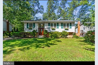 4608 Lawn Court - Photo 1