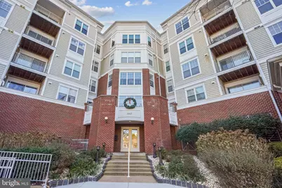 1645 International Drive #121, McLean, VA 22102 - Photo 1