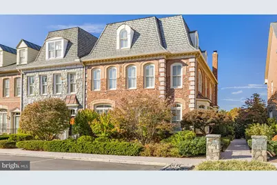 7218 Farm Meadow Court, McLean, VA 22101 - Photo 1