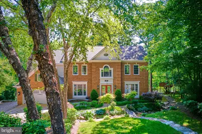 11905 Champion Lake Court, Herndon, VA 20170 - Photo 1