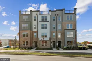 2148 Glacier Rd, Herndon, VA 20170 - Photo 1