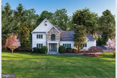 10595 Hannah Farm Road, Oakton, VA 22124 - Photo 1