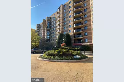 8380 Greensboro Drive #419, McLean, VA 22102 - Photo 1