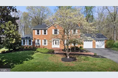 905 Holly Creek Drive, Great Falls, VA 22066 - Photo 1