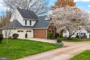 3224 Kinross Cir, Herndon, VA 20171 - Photo 1