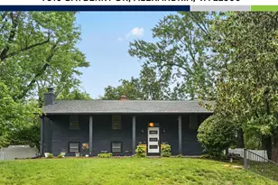 7910 Bayberry Dr, Alexandria, VA 22306 - Photo 1