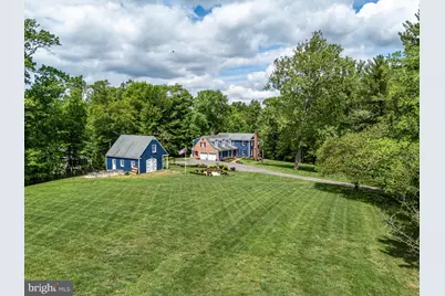 218 Walker Road, Great Falls, VA 22066 - Photo 1